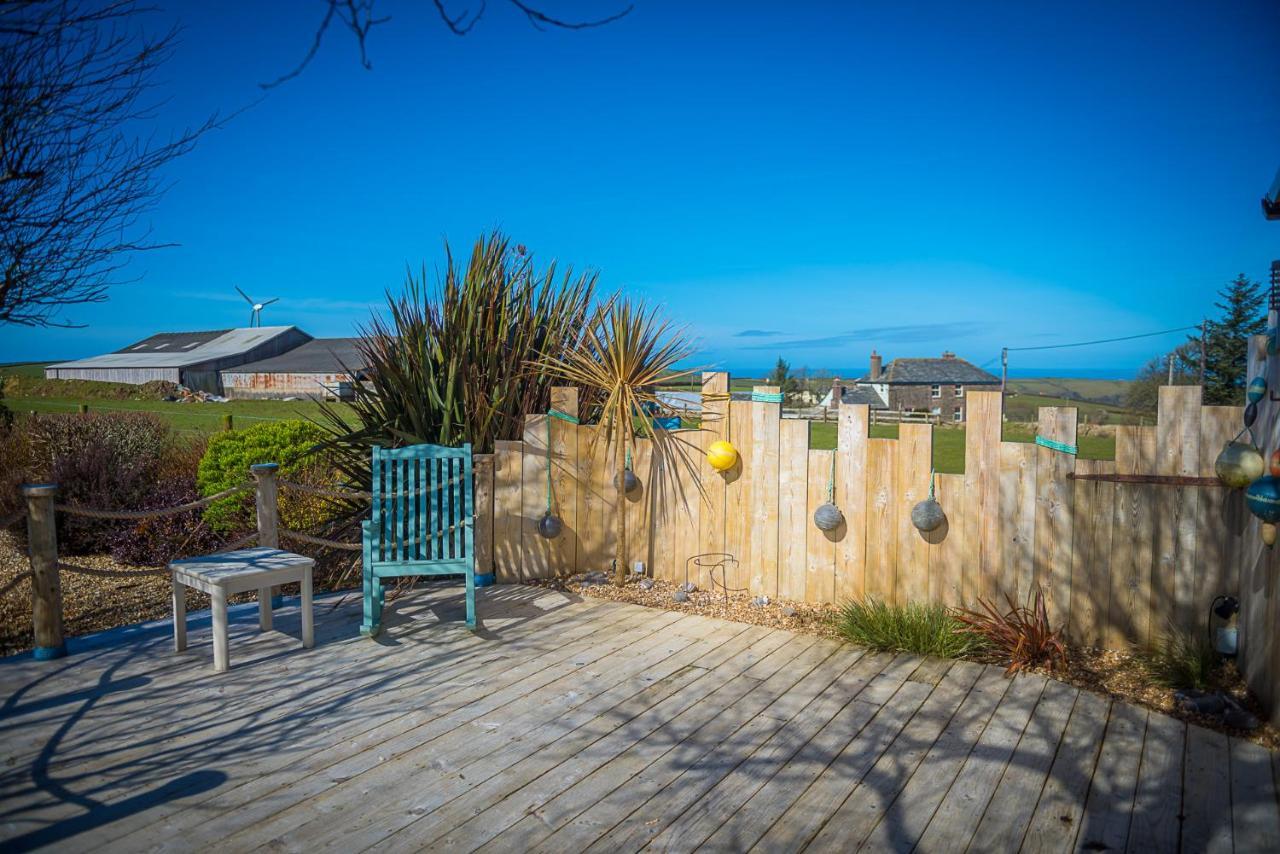 Driftwood Villa Бюд Екстериор снимка